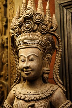 Kamboçya Ahşap oyma sanatı