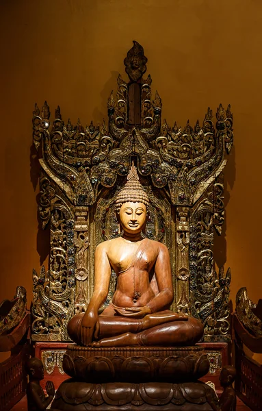 Buddha carved wood — Stock Photo, Image