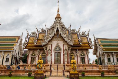 Wat Phra Rahu: Nakhon Pathom, Thailand