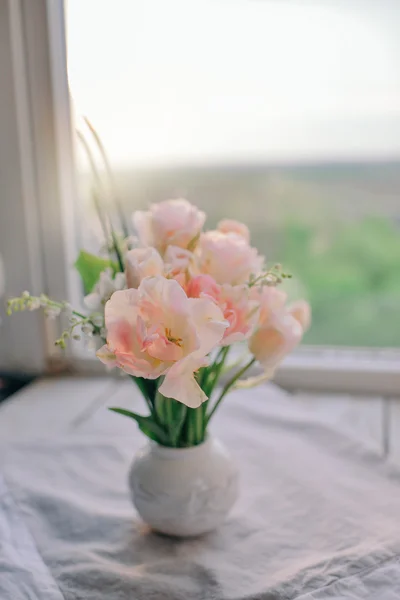 Strauß rosa Tulpen — Stockfoto