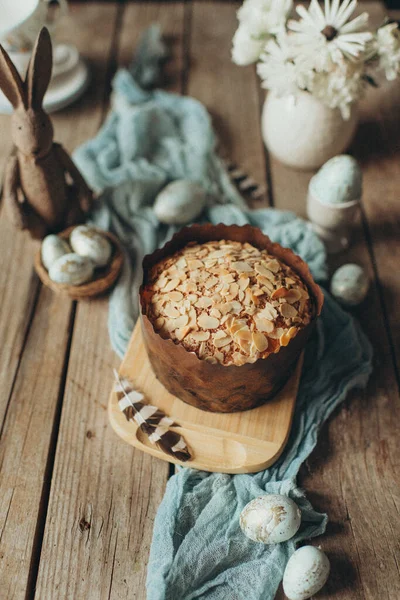 Traditionelle Frische Backwaren Ostern Rustikalen Stil — Stockfoto