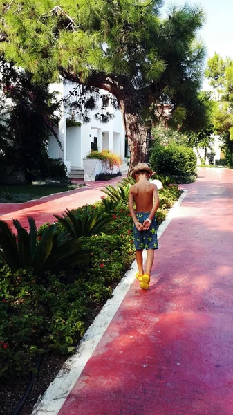 Ragazzo con un cappello — Foto Stock