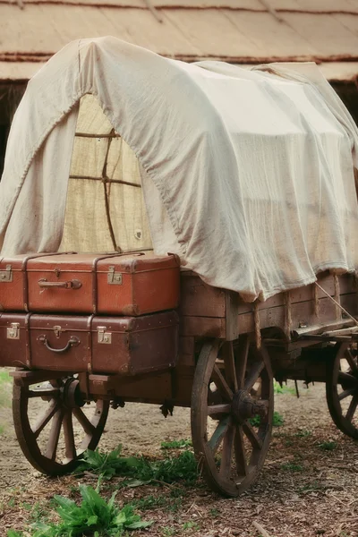 Wooden cart — Stock Photo, Image