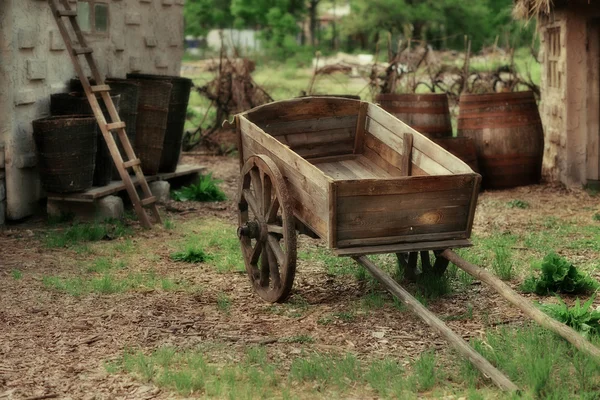 Wooden cart — Stock Photo, Image