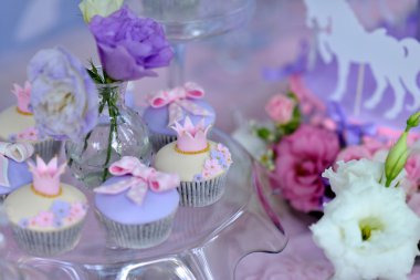 şenlikli cheesecake