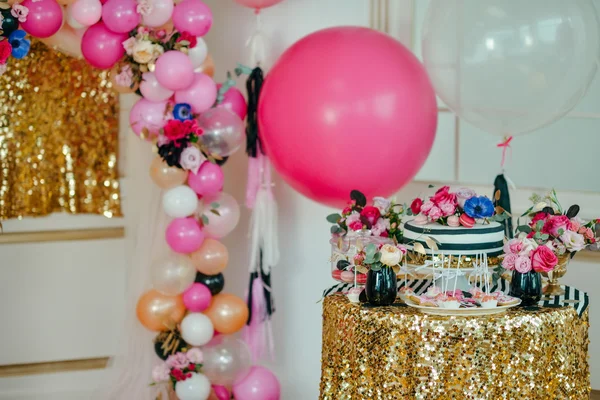 Festa com balões — Stockfoto