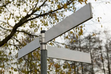 Kopyalama alanı olan yönsel boş işaretler