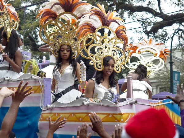 Nova Orleães Louisiana Eua Fevereiro 2020 Pessoas Celebram Mardi Gras — Fotografia de Stock