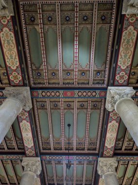 Coral Gables, Florida, ABD - 2020: Miami Biltmore Oteli 'nin tavanı, 1926' da inşa edilen tarihi lüks otel, 1996 'da National Historic Landmark ilan edildi..