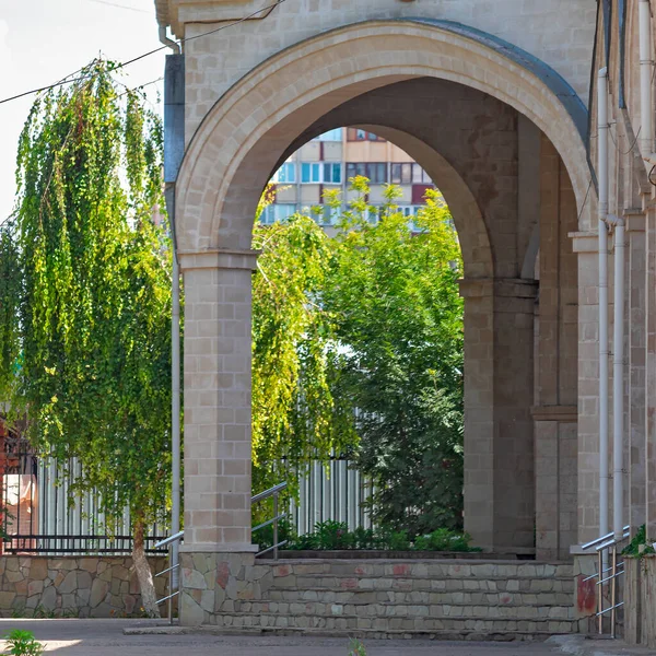 Entrance Building Russian Orthodox Church Arches Rest Brick Pillars Inglês — Fotografia de Stock