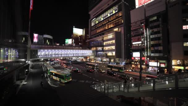 Uma noite neon rua em Shibuya tiro largo — Vídeo de Stock