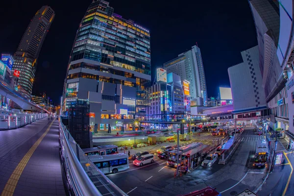 Nocny timelapse neonowej ulicy w pobli ¿u Shibuya stacja oko ryby strzał — Zdjęcie stockowe