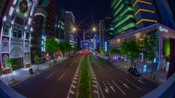 Un timelapse noche de la calle urbana de la ciudad en Aoyama ojo de pez tilt tiro — Vídeo de stock