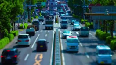 Minyatür trafik sıkışıklığının şehir merkezindeki gece vardiyasında meydana geldiği zaman.