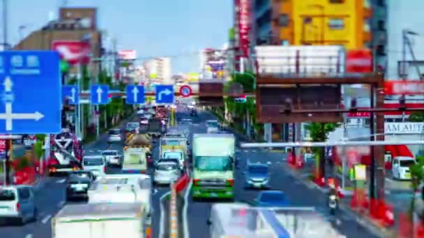 A timelapse of miniature traffic jam at the downtown street in Tokyo tiltshift panning — Stock Video