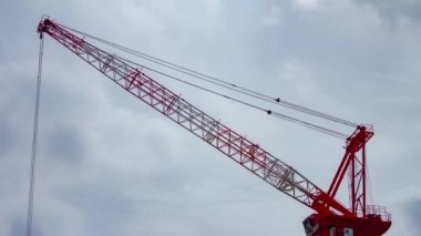 Shinjuku 'da yapım aşamasındaki vinç zaman çizelgesi yakınlaştırması.