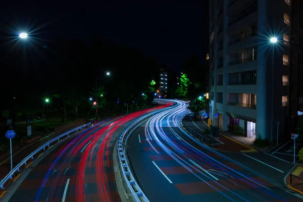 青山の街中で夜行渋滞 — ストック写真