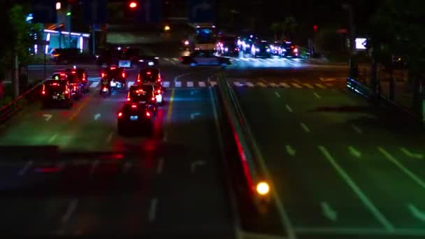 A night timelapse of miniature traffic jam at the city street in Aoyama tiltshift zoom — Stock Video