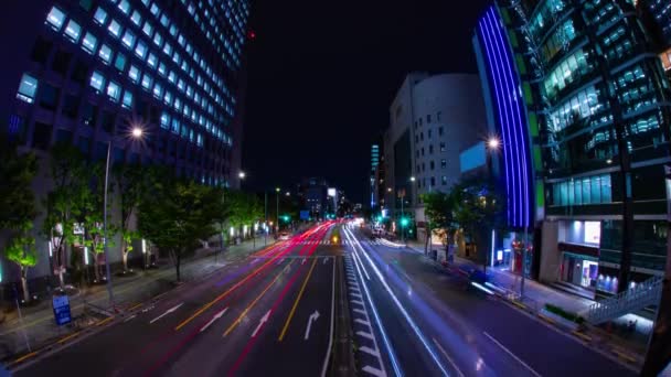 Una noche timelapse de atasco de tráfico en la calle de la ciudad en Aoyama ojo de pez tilt — Vídeos de Stock