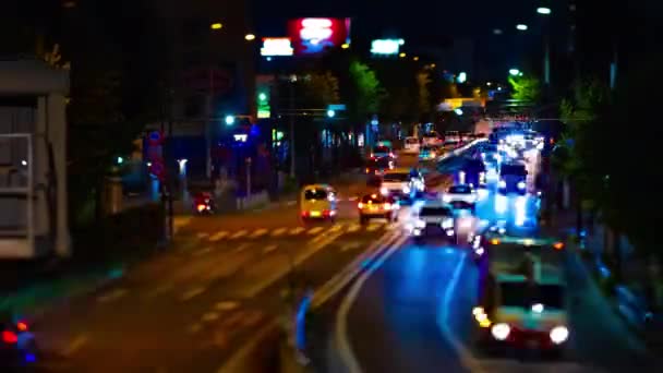Ночной хронометраж миниатюрной пробки в центре города. — стоковое видео