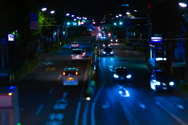 Une nuit miniature rue du centre-ville à Tokyo tiltshift — Photo