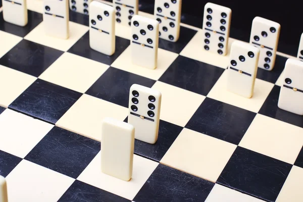 Domino