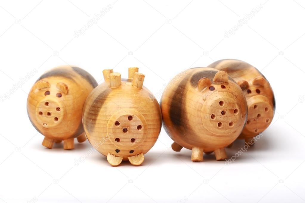 Wood pig