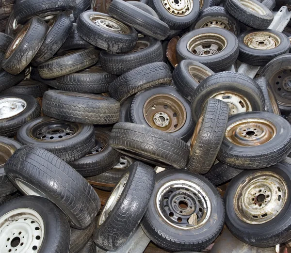 Fondo de neumáticos viejos — Foto de Stock