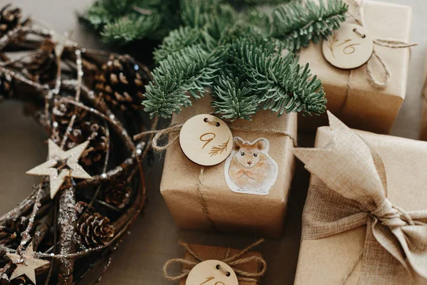 Adventskalender Für Kinder Geschenkkartons Mit Zahlen Und Tiermotiven Für Kinder — Stockfoto