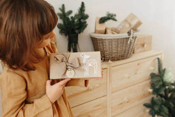 Christmas Advent Calendar Kids Girl Wearing Mustard Linen Dress Holding — Stock Photo, Image