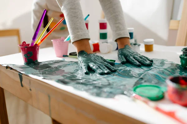 Child Girl Painting Her Hand Paint Paintbrush Finger Painting Art — Stock Photo, Image