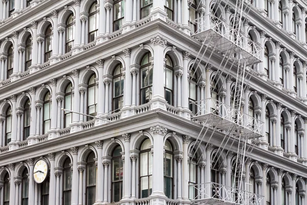 Oude gebouw in Soho Manhattan, New York City — Stockfoto