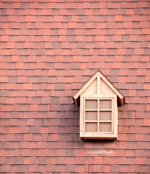 Ventana en la pared . —  Fotos de Stock