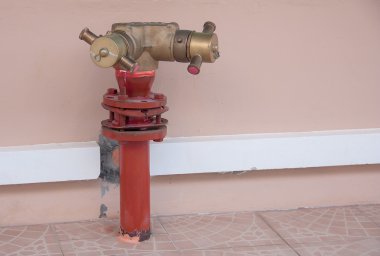 acil yangın hortumu