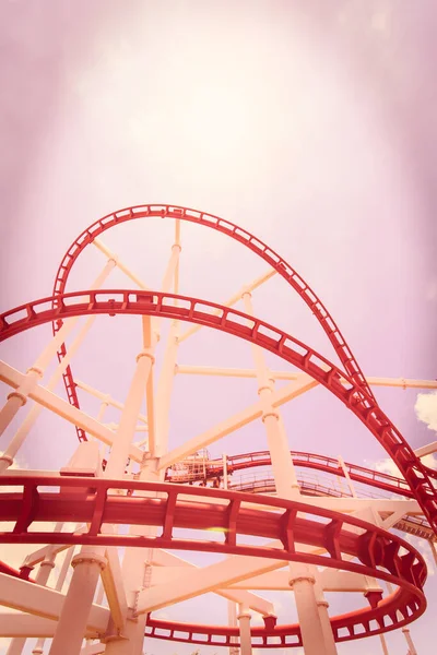 Red Roller Coaster Rail Zpracovávané Stylu Vintage — Stock fotografie