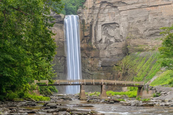 Taughannock Falls in the Finger Lakes region, New York state. — Stock Photo, Image