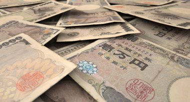 Dağınık banknot kazık