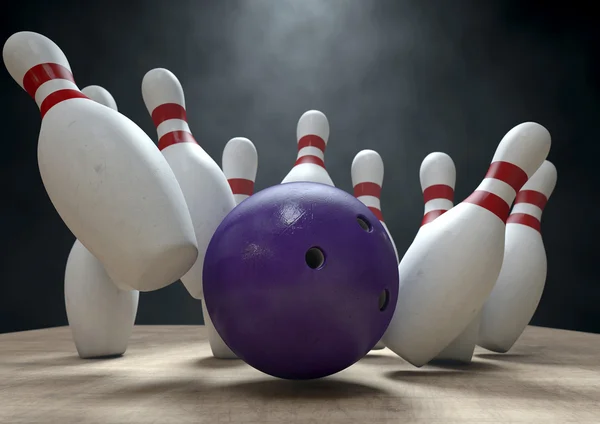 Tíz Pin Bowling csapok és a labda — Stock Fotó