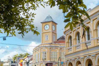 Phuket, Tayland 'daki Phuket Eski Şehir Bölgesi' nde Sino Portekiz Binası mimarisi olan eski bir şehir..