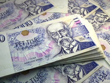 Çek Cumhuriyeti 'nin parası. Çek koruna faturaları. CZK banknotları. 5000 Kc. İş, finans, haber geçmişi.