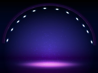 Karanlıkta sahne ışıkları çember projektörleri.