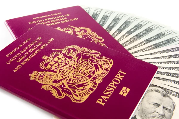 Passport Cash — Stock Photo, Image