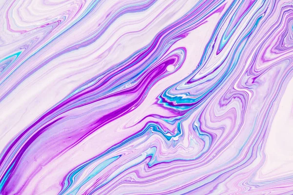 Fluid art texture. Backdrop with abstract iridescent paint effect. Liquid acrylic picture with flows and splashes. Mixed paints for posters or wallpapers. Purple, blue and white overflowing colors. — Stock Photo, Image