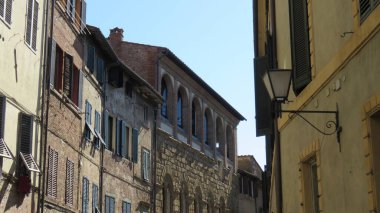 Kent manzarası, antik binalar ve kültür ve antika ile dolu belirli görüşler arasında.