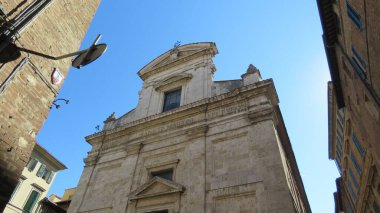 Tarihsel Detaylar, en eski ülkelerin tarihle ve kültürümüzle ilgili antik detaylarla dolu harika mimarileri var. 