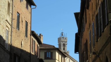 Tarihsel detaylar, antik kültürümüzün ve tarihimizin güzelliğini gösteriyor.