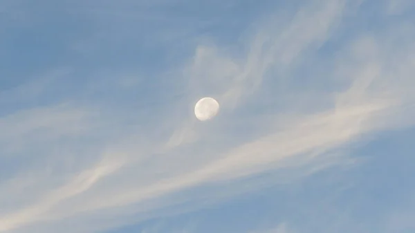 Der Mond Ein Schöner Effekt Himmel Diese Wolke Vor Dem — Stockfoto