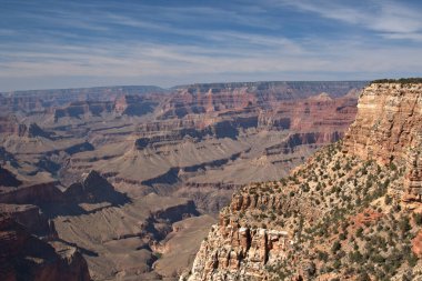 Hudu dolu depresyon Rim Trail yürüyüş yolunun altında yatıyor..