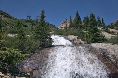 İnsan temmuzun başında suyun nereden geldiğini merak ediyor.