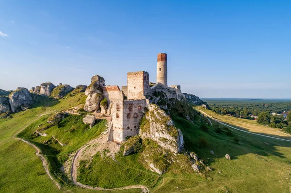 Olsztyn Silezië Polen Ruïnes Van Middeleeuwse Koninklijke Kasteel Kalkstenen Rotsen — Stockfoto